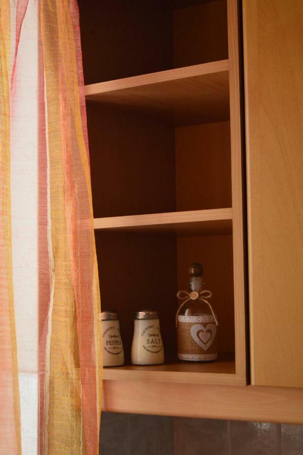 Roula'S Apartment 1 干尼亞 外观 照片